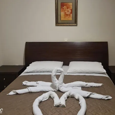 Antigone House آغيوس ستيفانوس