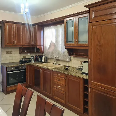 بيت للعطل Antigone House *