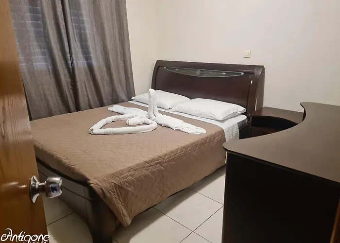 Antigone House Feriehus